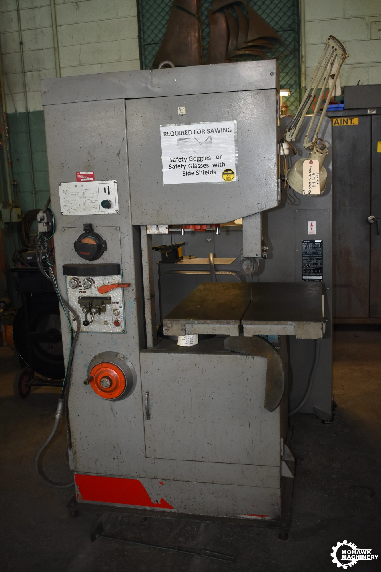 16" x 10" AMADA "V400" VARIABLE-SPEED VERTICAL BAND SAW w/TILT TABLE - BLADE WELDER & GRINDER