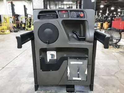 USED 2019 RAYMOND 530-OPC30TT