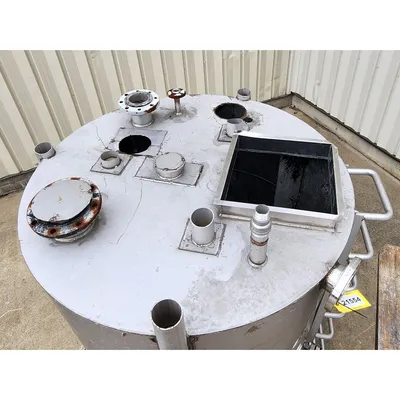Used 600 Gallon Stainless Steel Industrial Tank with ladder