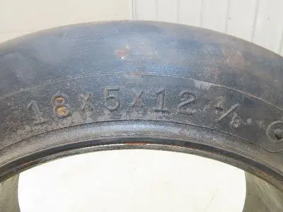 Super Solid 18x5x12-1/8 Forklift Tire Smooth Press-on Black