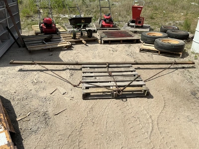John Deere pull-type spring tooth harrow evener hitch assembly - 12' wide, with adjustable tow-hitch...