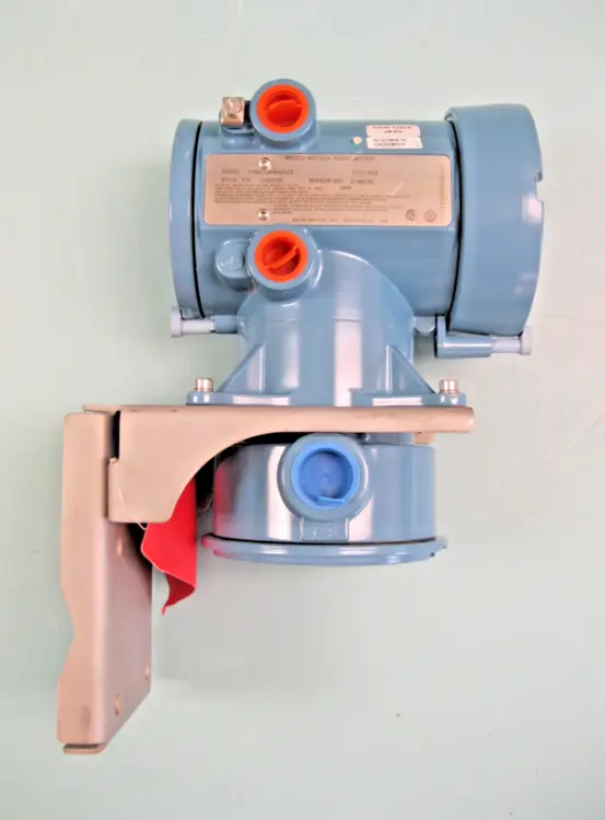 New | in-Stock Micromotion 2700 C12 AB AEAZX Sensors New Hampshire US | Bitter End Trading #1452893