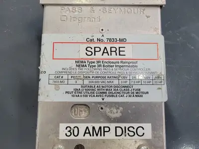 Used PASS & SEYMOUR 7833-MD Switchgears British Columbia CA | Lenmark #243432