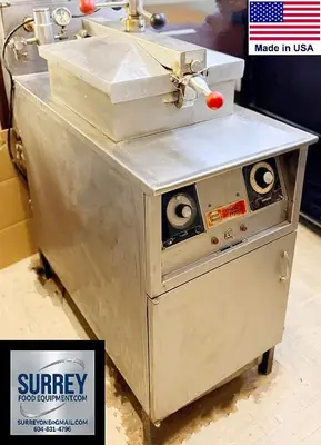 Henny Penny Pressure Fryer - Model 600 - natural gas