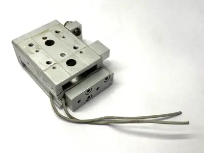 USED SMC MXS16-30ASP PNEUMATIC PRECISION SLIDE TABLE 16MM BORE 30MM STROKE