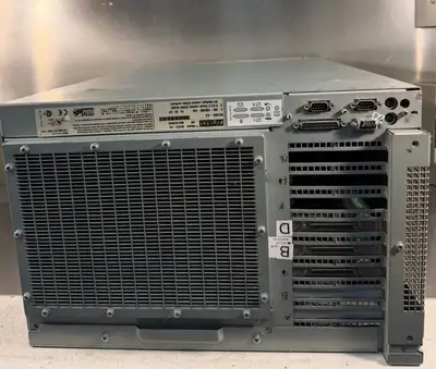 Digital Alpha Server 4100 BA30A-AA (12.6.4)