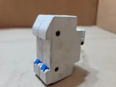 Used FERRAZ SHAWMUT USCC2 Fuse Accessories British Columbia CA | Lenmark #1489011