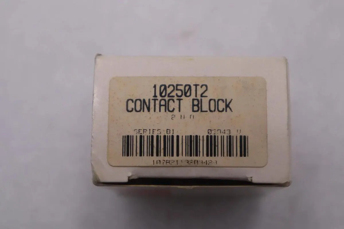 NEW OPEN BOX EATON CUTLER HAMMER 10250T2 PUSH BUTTON CONTACT BLOCK STK K-3276
