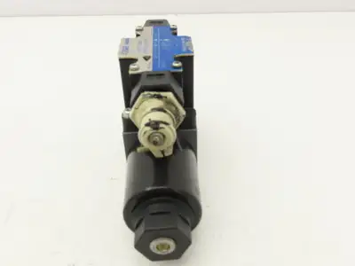 Tokyo Tokimec DG4V-3-2A-M-P7-H-7-56 Directional Control Solenoid Valve 24VDC