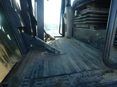 2011 Volvo G946