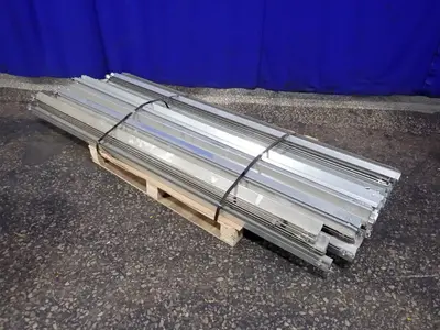 95" Metal Brackets