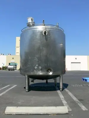 USED PAUL MUELLER 4000 LITER SS JACKETED REACTOR W/ AGITATOR 50 PSI FV &100 PSI