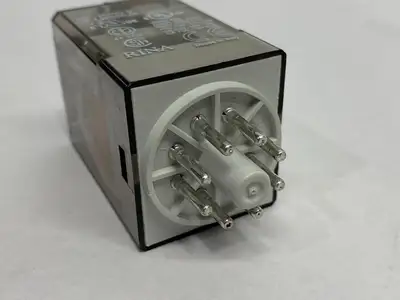 USED ALLEN-BRADLEY SER. D DIRECT PLUG-IN RELAY 8-PIN
