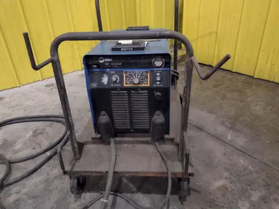 USED MILLER XMT 456 CC/CV