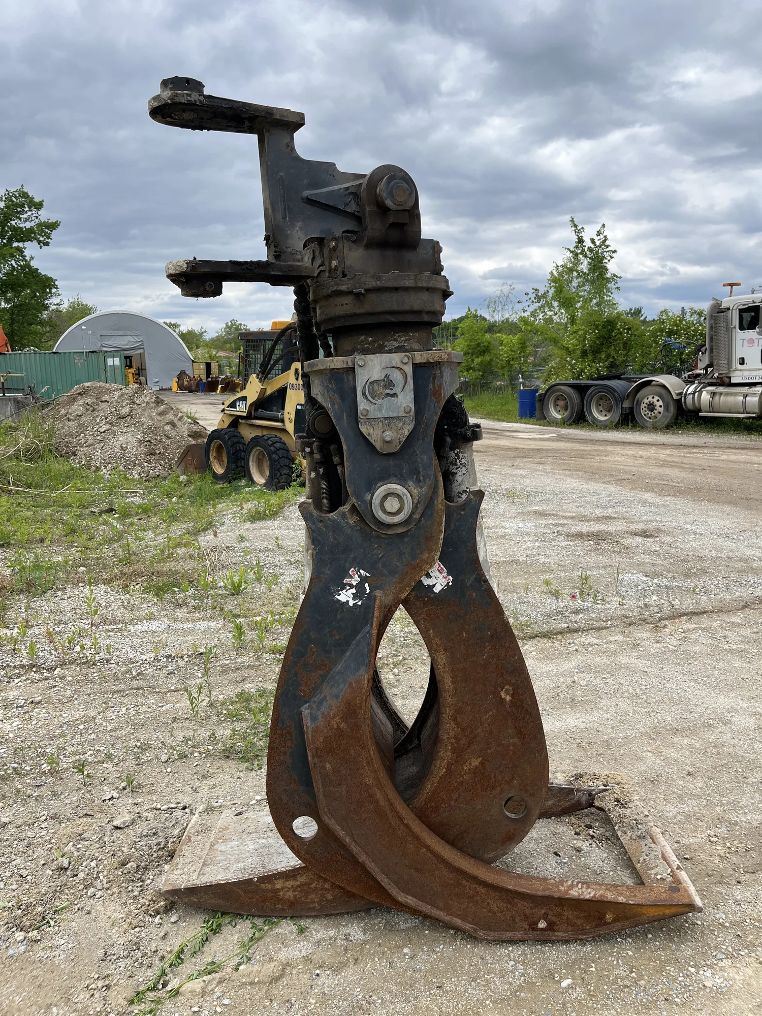 Used Sennebogen Rotobec rotating grapple Grapples NO | Zadoon Equipment #1480730