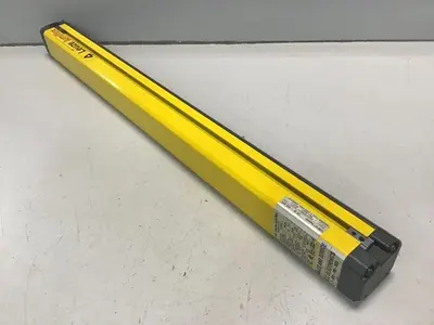 USED LEUZE CR30-600BH5