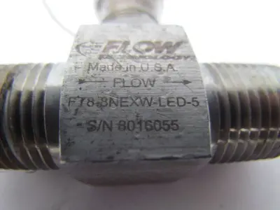 Flow technology FT8.8NEXW-LED-5 Liquid flow meter 1/2"npt 3.8-38 LPM