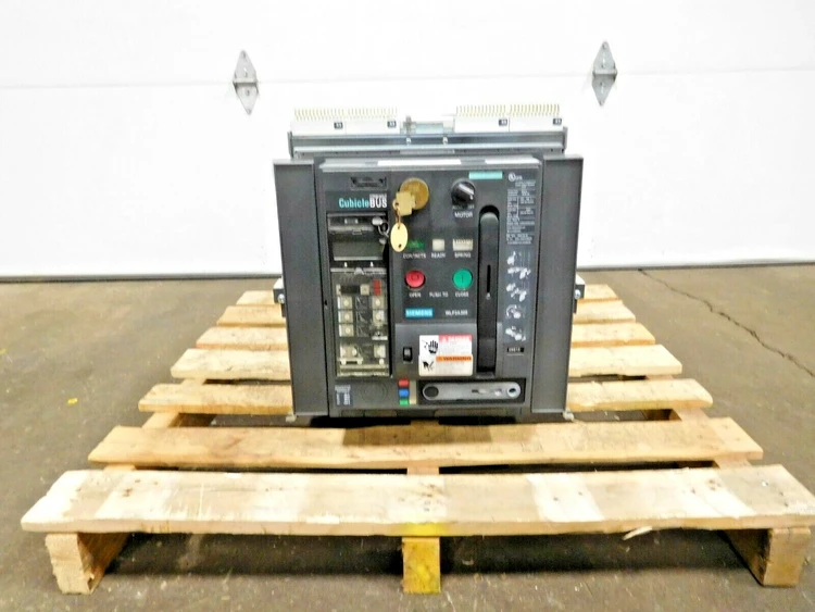 Used Siemens WLF2A308 Circuit Breakers Ohio US | Equipment Recovery Corp. #1330615