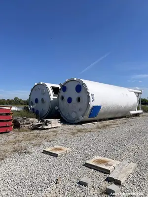 Used CST _UNKNOWN_ Silos Illinois US | Aaron Equipment #1253299