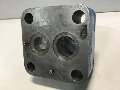 USED VICKERS C5G825