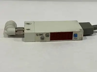 Used SMC ZSE10-M5-A-P Pressure Switches Michigan US | Maverick Industrial Sales #1453105