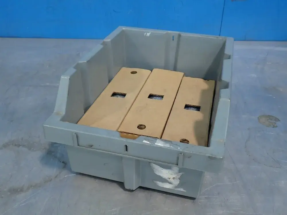 Used 2008 EMERSON NETWORK 1281741600 Capacitors Ohio US | HGR 24 #1132197
