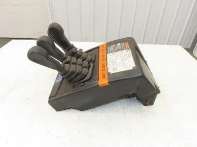 Hyster E60Z Forklift Sideshift 4 Lever Controls And Model Label