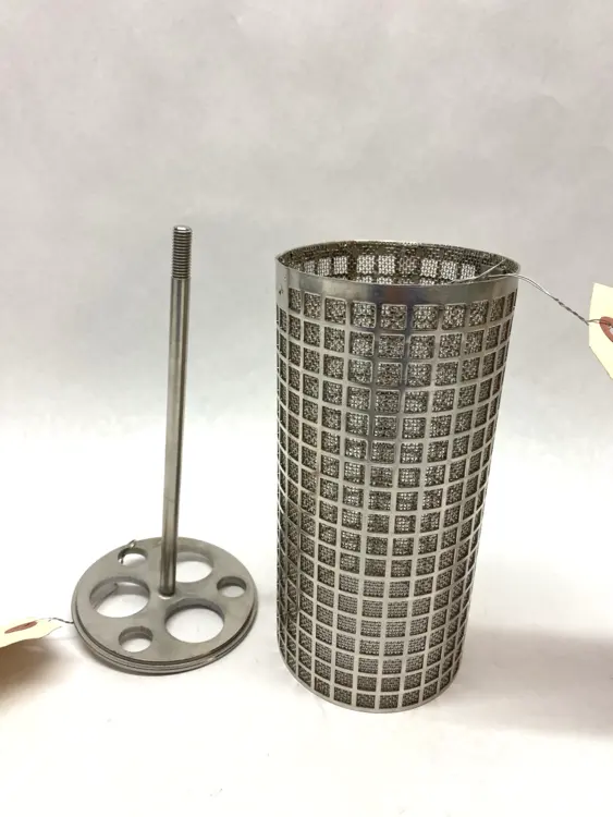 Used ULTRASOURCE NORMAL SIEVE AND 340587 1.4301 WELDED 106044 SIEVE SUPPORT Misc Industrial Equipment | Maverick Industrial Sales #1113644