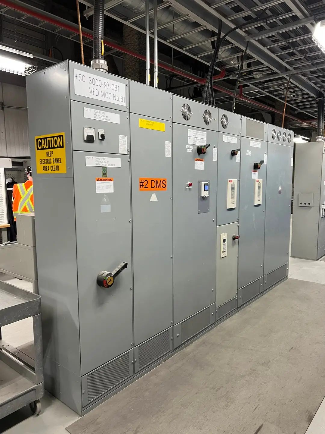 Modan 3000 VFD MCC, 600V, 3-Ph, 1200A, 6 Sections