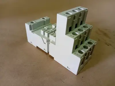 NEW ALLEN-BRADLEY 700-HN153