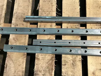 Used THK _UNKNOWN_ Linear Guides Ohio US | HGR 24 #1358107