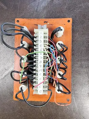 Minster Monitor Flow Lube System Indicator *Sold Individually*
