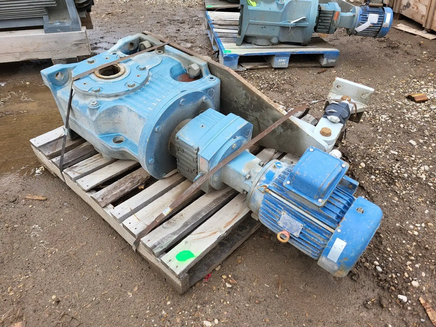 USED SEW-EURODRIVE KA127R87AM215-KS