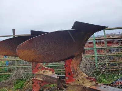 USED ACE 4 BOTTOM