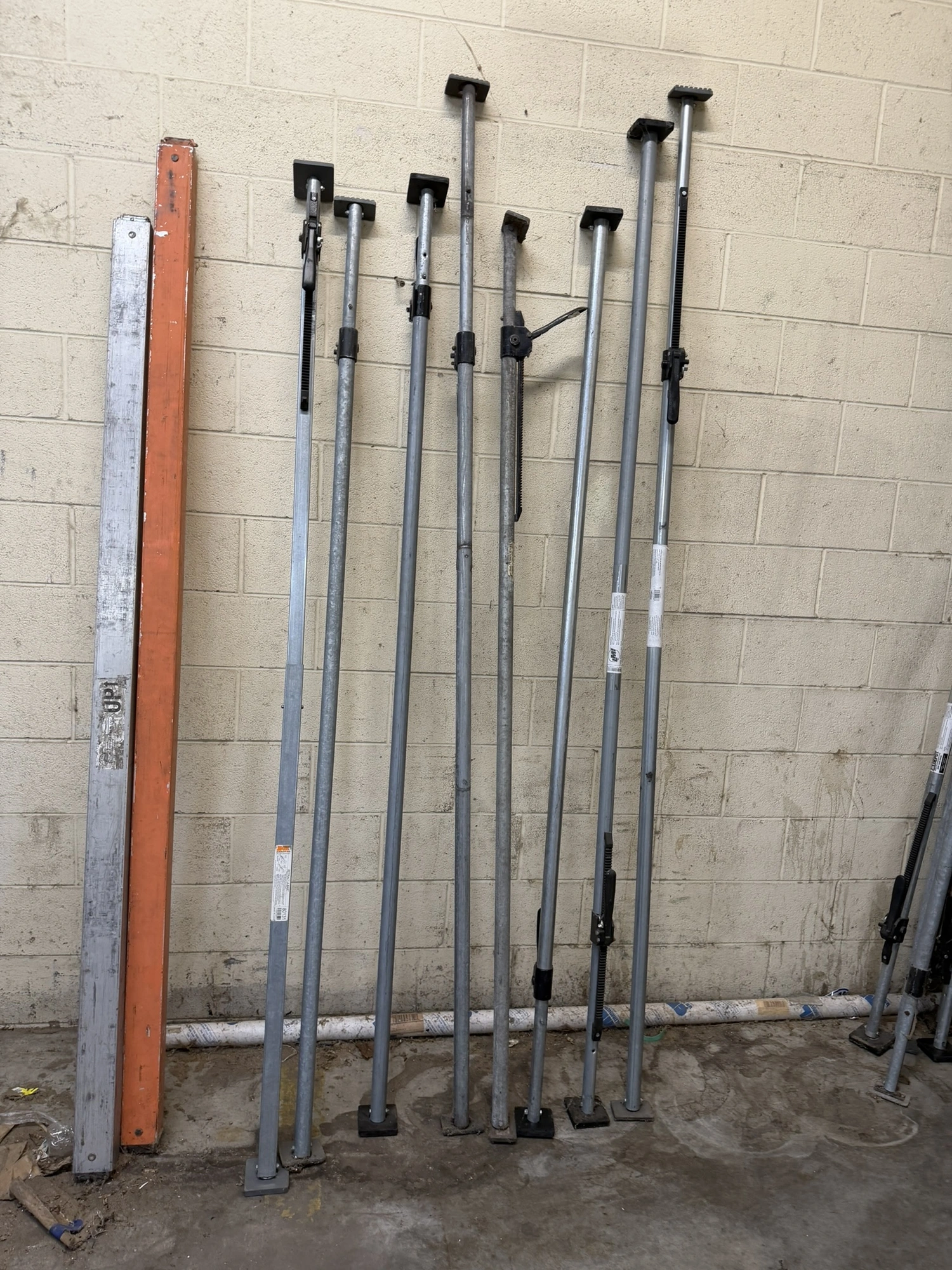 Used _UNKNOWN_ _UNKNOWN_ Parts & Accessories (Material Handling) Michigan US | Miedema Asset Management Group #1576905