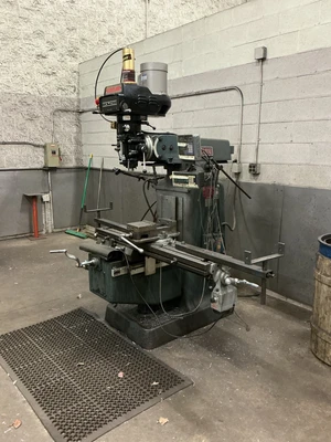 Used Cleveland _UNKNOWN_ Vertical Mills Ohio US | Equipment Recovery Corp. #1331427