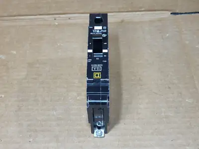 Used SCHNEIDER ELECTRIC EDB16015 Switchgears British Columbia CA | Lenmark #913576