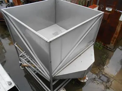 Hopper, 120 CF, S/st, 69" x 69", Slope Bottom, #S742201