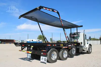 New | in-Stock 2027 PETERBILT 548 Rolloff Trucks Texas US | Roll Off Truck World #1492018