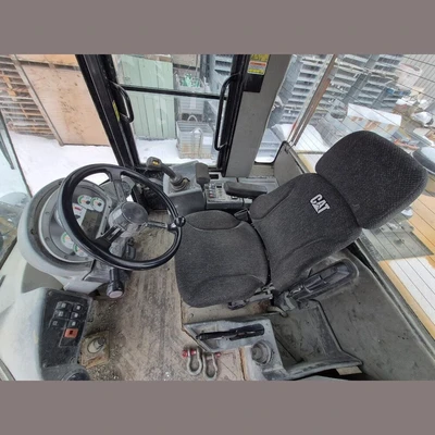 USED 2010 CATERPILLAR 930H