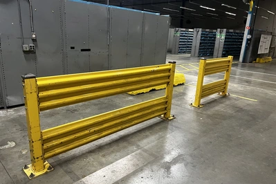 Used _UNKNOWN_ _UNKNOWN_ Guard Rails Rhode Island US | American Surplus #1268230