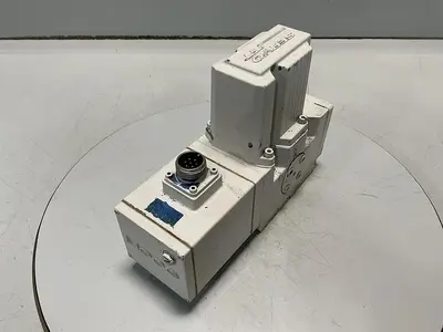 USED MOOG D661-5009