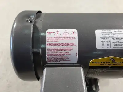 NEW BALDOR M3537-5