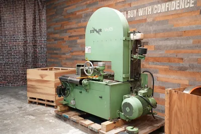 Stenner VHJ 105 – 42″ Vertical Resaw