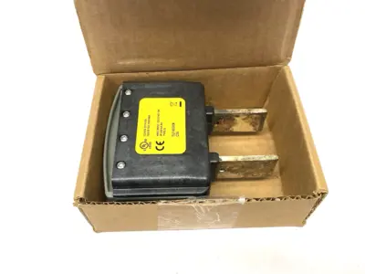 USED EATON LOW-PEAK™ CUBEFUSE™ TIME DELAY FUSE, NON-INDICATING