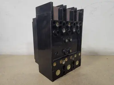 USED SQUARE D Q2L3225H