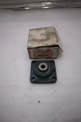 NEW OPEN BOX AMI BEARINGS UCF201-8 / UCF2018 STK K3239CC