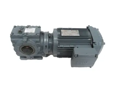 NEW SEW EURODRIVE SA47 DRN80M4 GEARMOTOR 230/460V SA47DRN80M4