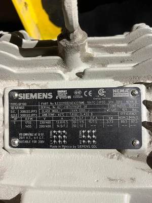 USED UNIVERSAL 114' X 30"
