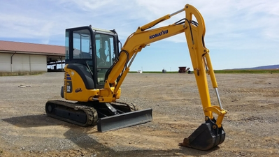 USED 2007 Komatsu PC35MR-2